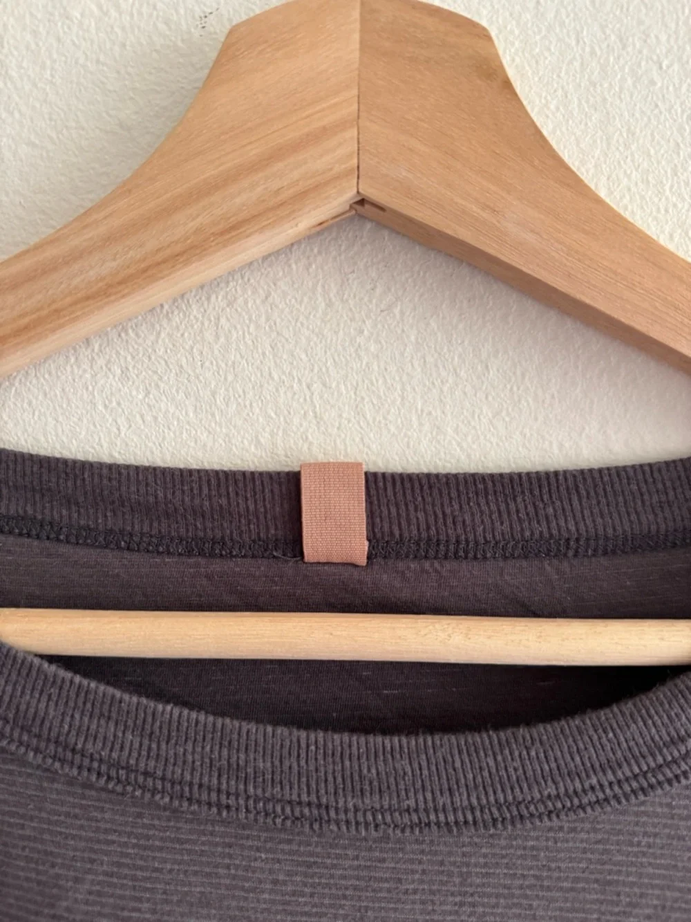 Lunya every body tshirt grey striped XS-M pocket - Picture 5 of 8